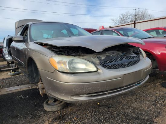 2002 FORD TAURUS