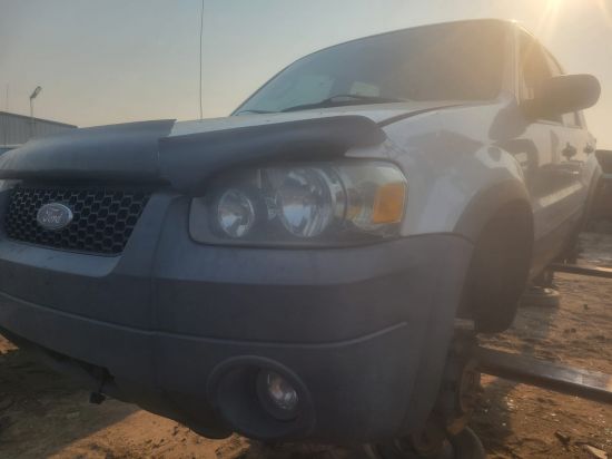 2005 FORD ESCAPE