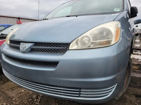 2005 TOYOTA SIENNA