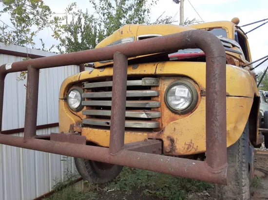 1949 FORD LGT TRUCK