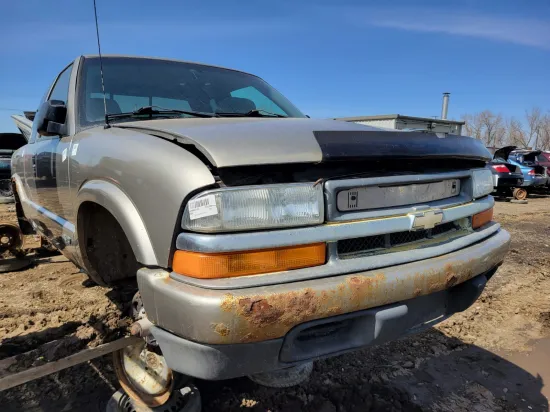 2002 CHEVROLET S10