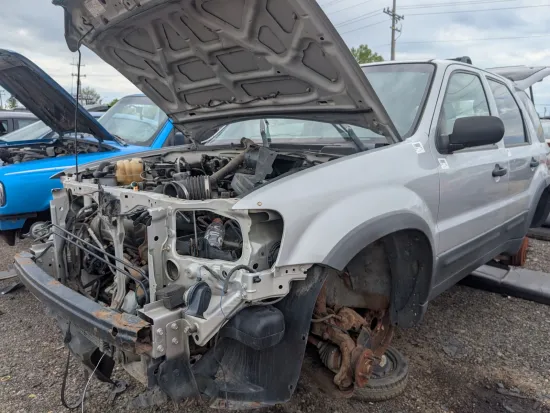 2005 FORD ESCAPE