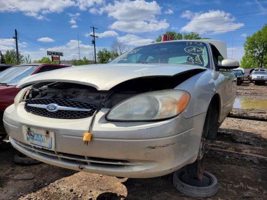2003 FORD TAURUS