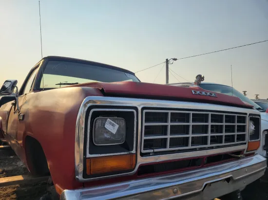 1983 DODGE D150 PICKUP
