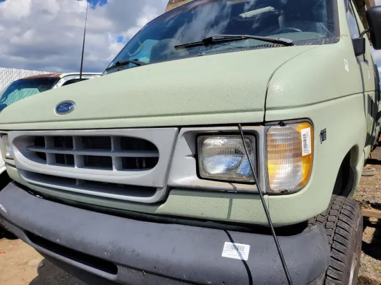 2002 FORD ECONOLINE
