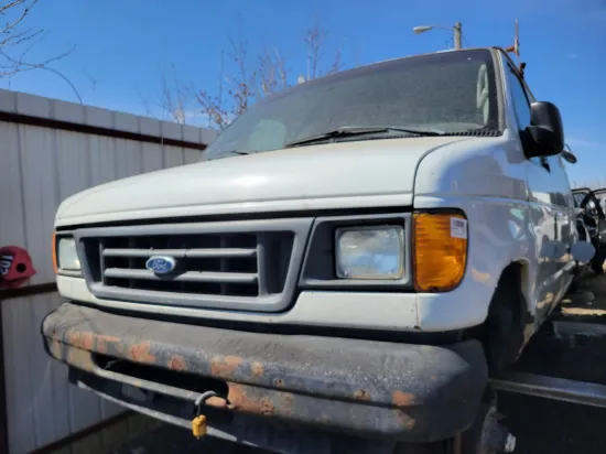 2004 FORD ECONOLINE