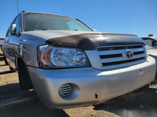 2005 TOYOTA HIGHLANDER