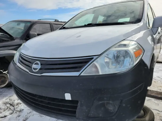2010 NISSAN VERSA