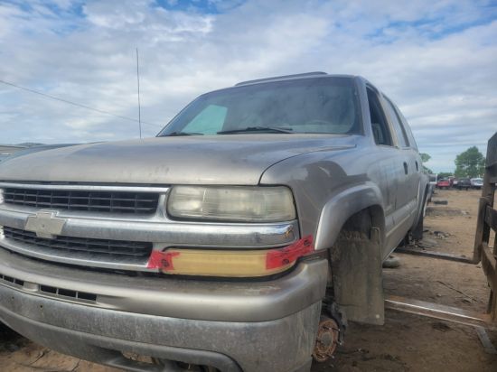 2001 CHEVROLET TAHOE