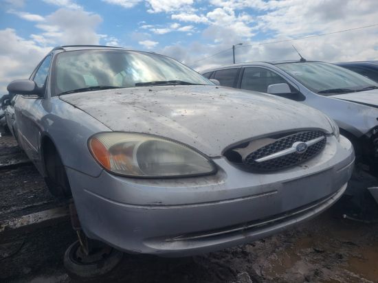 2002 FORD TAURUS