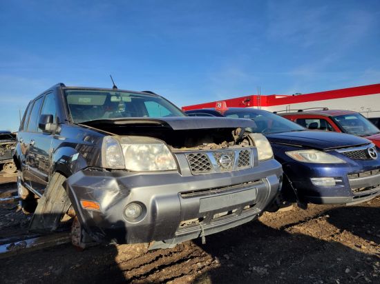 2006 NISSAN X-TRAIL