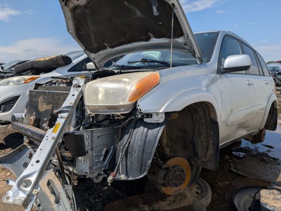 2001 TOYOTA RAV4