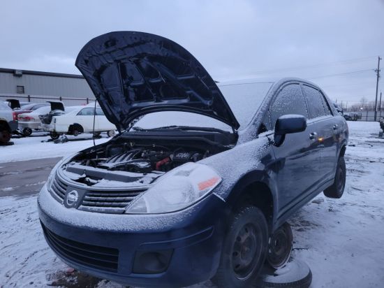 2009 NISSAN VERSA