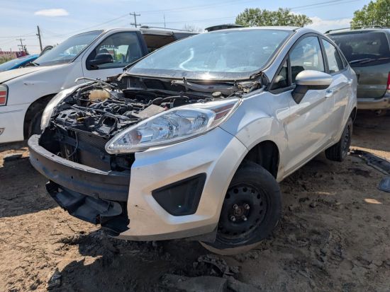 2012 FORD FIESTA
