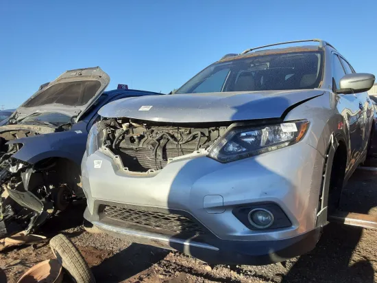 2014 NISSAN ROGUE