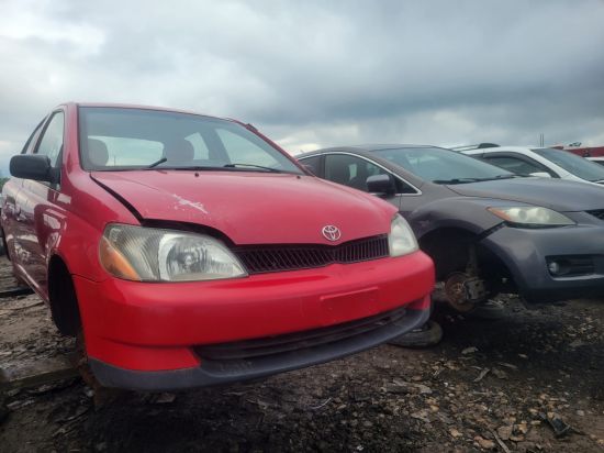 2001 TOYOTA ECHO