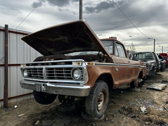 1974 FORD F-250