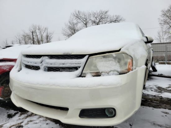 2011 DODGE AVENGER