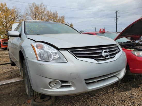 2010 NISSAN ALTIMA