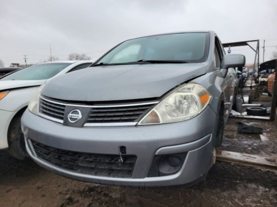 2009 NISSAN VERSA