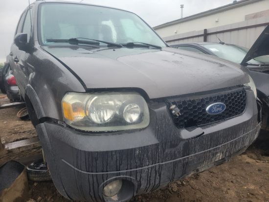 2005 FORD ESCAPE