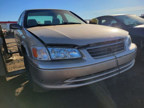2001 TOYOTA CAMRY