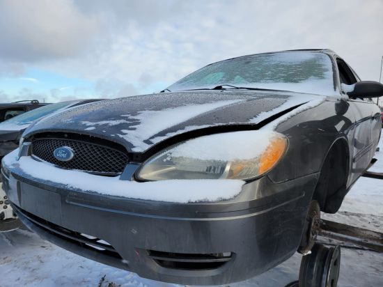 2005 FORD TAURUS
