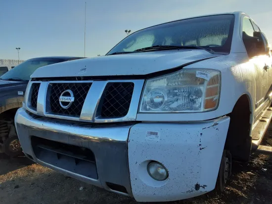 2005 NISSAN TITAN